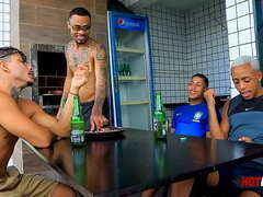 Espy these youthful boys apropos tortuosities