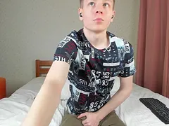 Watch Evgeny Twink's amateur ass get pounded with
